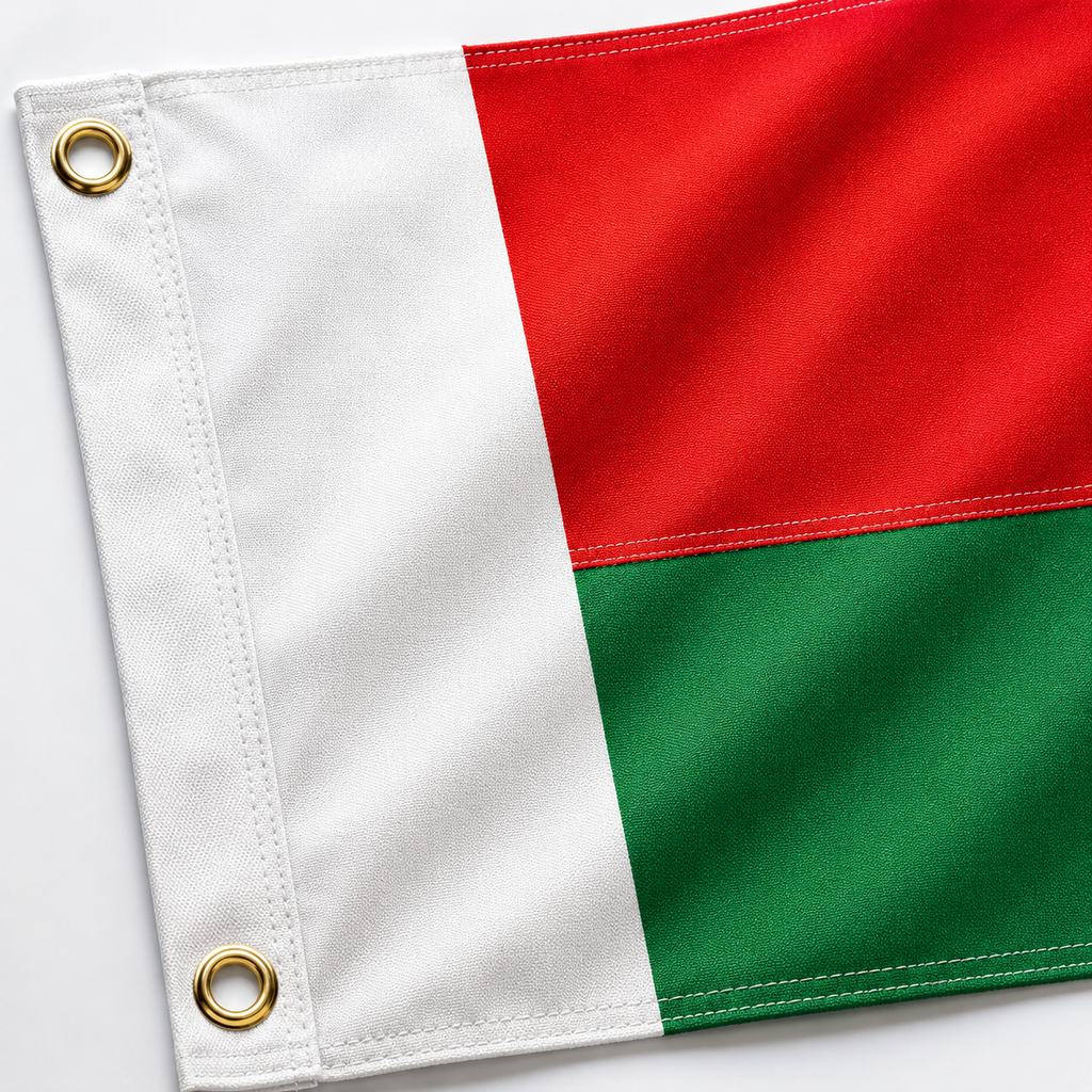 Madagascar Flag 2'x3' to 5'x8' Nylon