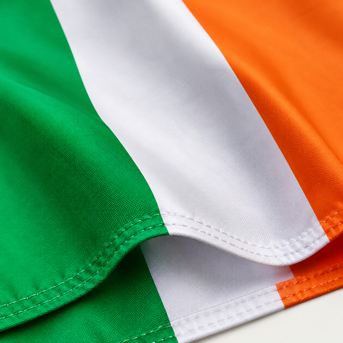 Ireland Flag 2'x3' to 5'x8' Nylon
