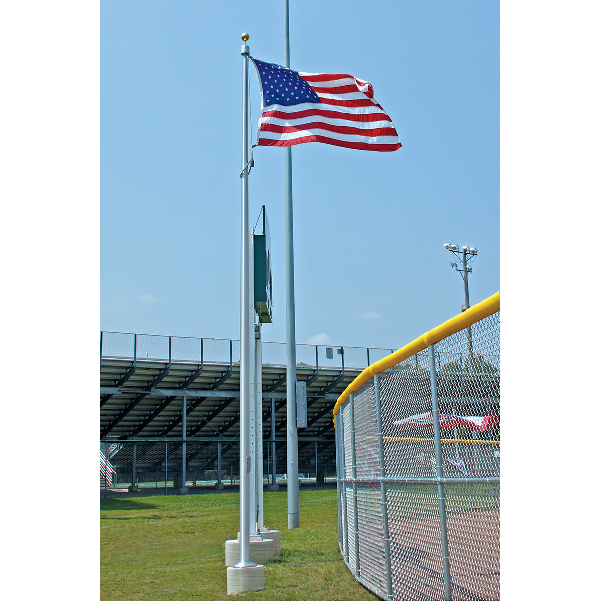 Vanguard Series Flagpole